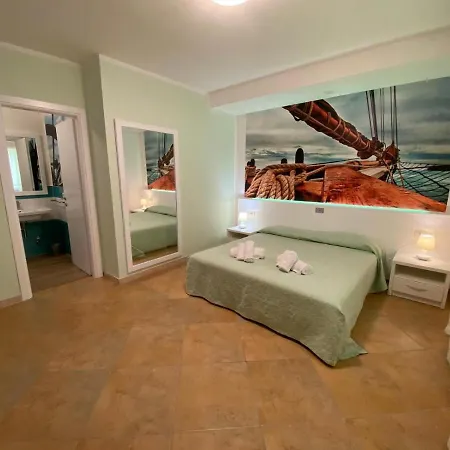 Al 12 Di Casa Asinara Стинтино